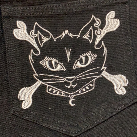 Grave Girls black frayed hem studded leopard denim shorts - Picture 4 of 5